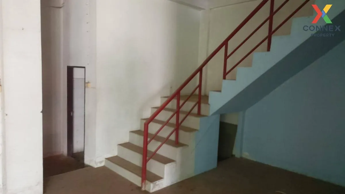 For Sale Commercial building, 4 floors, 3 units next to each othe