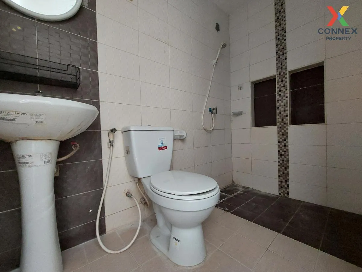 ขายทาวน์เฮ้าส์/ทาวน์โฮม  โชติกา โมเดิร์นนิตี้ พานทอง พานทอง ชลบุร