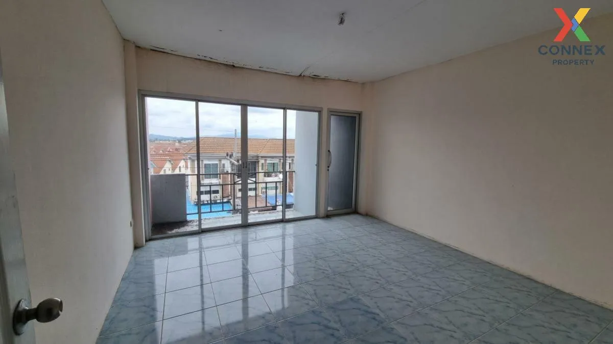 For Sale Commercial Building , Supromyen Condo View , Surasak , S For Sale Commercial Building , Supromyen Condo View , Surasak , S