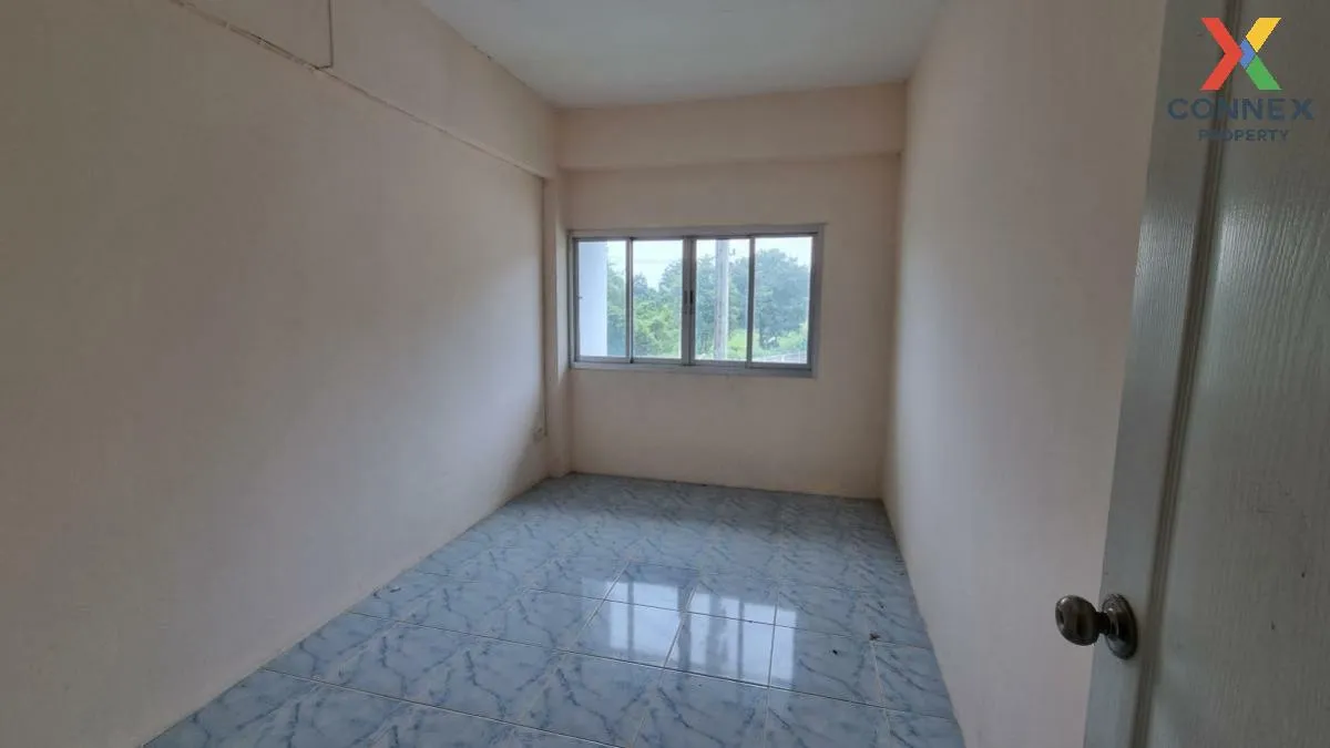 For Sale Commercial Building , Supromyen Condo View , Surasak , S For Sale Commercial Building , Supromyen Condo View , Surasak , S