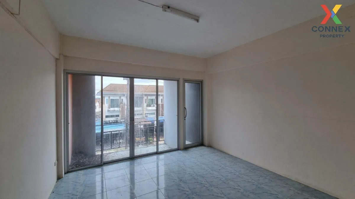 For Sale Commercial Building , Supromyen Condo View , Surasak , S For Sale Commercial Building , Supromyen Condo View , Surasak , S