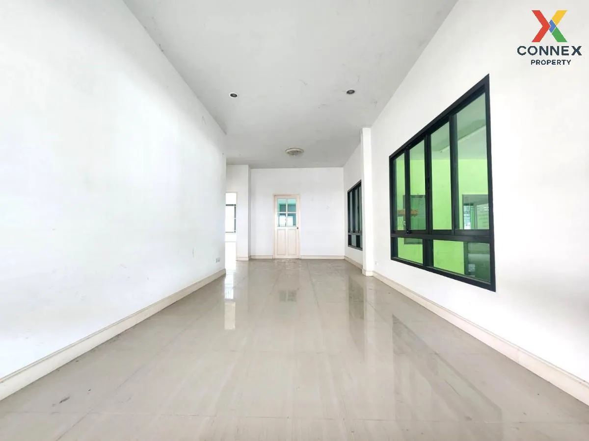 ขายบ้าน  นารา วิลล์ หนองกะขะ พานทอง ชลบุรี CX-104058