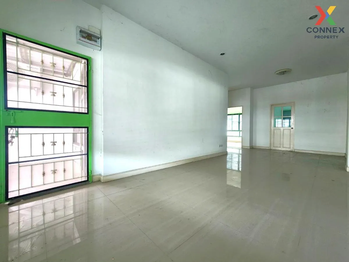 ขายบ้าน  นารา วิลล์ หนองกะขะ พานทอง ชลบุรี CX-104058