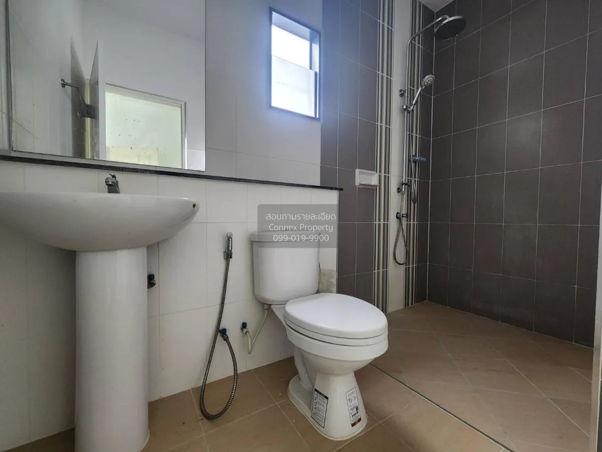 ขายทาวน์เฮ้าส์/ทาวน์โฮม  ไฮท์ ลิฟวิ่ง หนองกะขะ พานทอง ชลบุรี CX-1