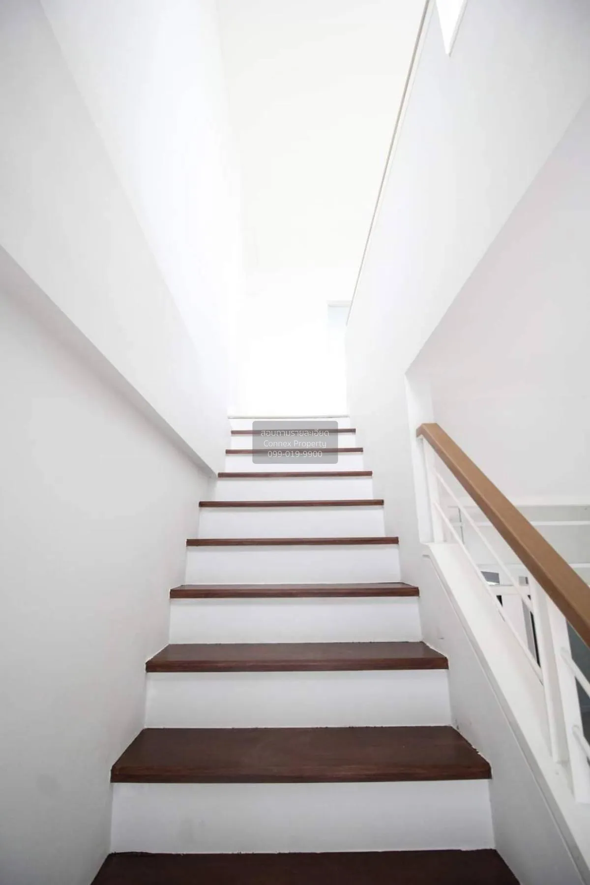 ขายทาวน์เฮ้าส์/ทาวน์โฮม  บ้านใหม่ 1 ห้องมุม ท่าข้าม เขต บางขุนเที