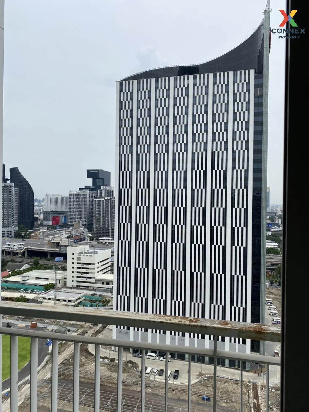 ขายคอนโด  เดอะ พาร์คแลนด์ แกรนด์ อโศก - เพชรบุรี MRT-เพชรบุรี บาง