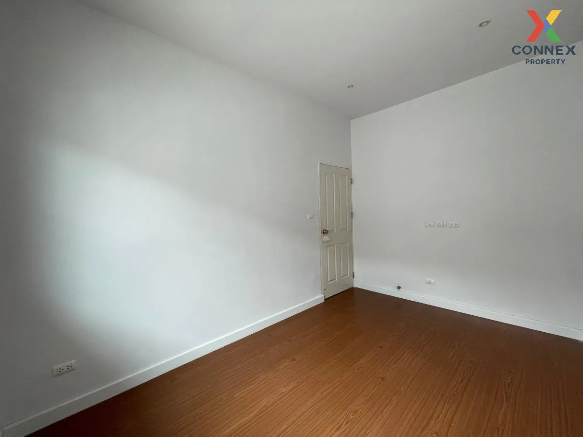 ขายทาวน์เฮ้าส์/ทาวน์โฮม  โมดิวิลล่า ปิ่นเกล้า - วงแหวน ศาลากลาง บ