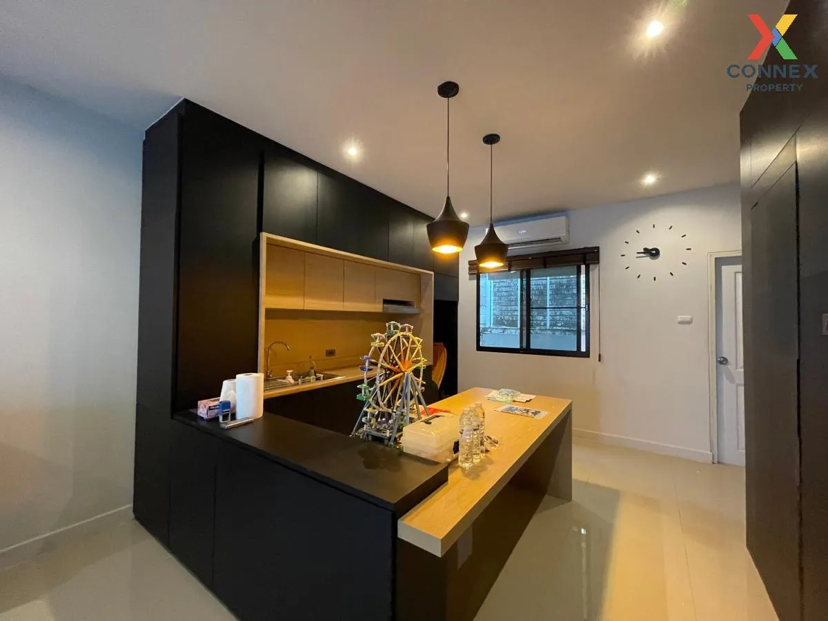 ขายทาวน์เฮ้าส์/ทาวน์โฮม  โมดิวิลล่า ปิ่นเกล้า - วงแหวน ศาลากลาง บ