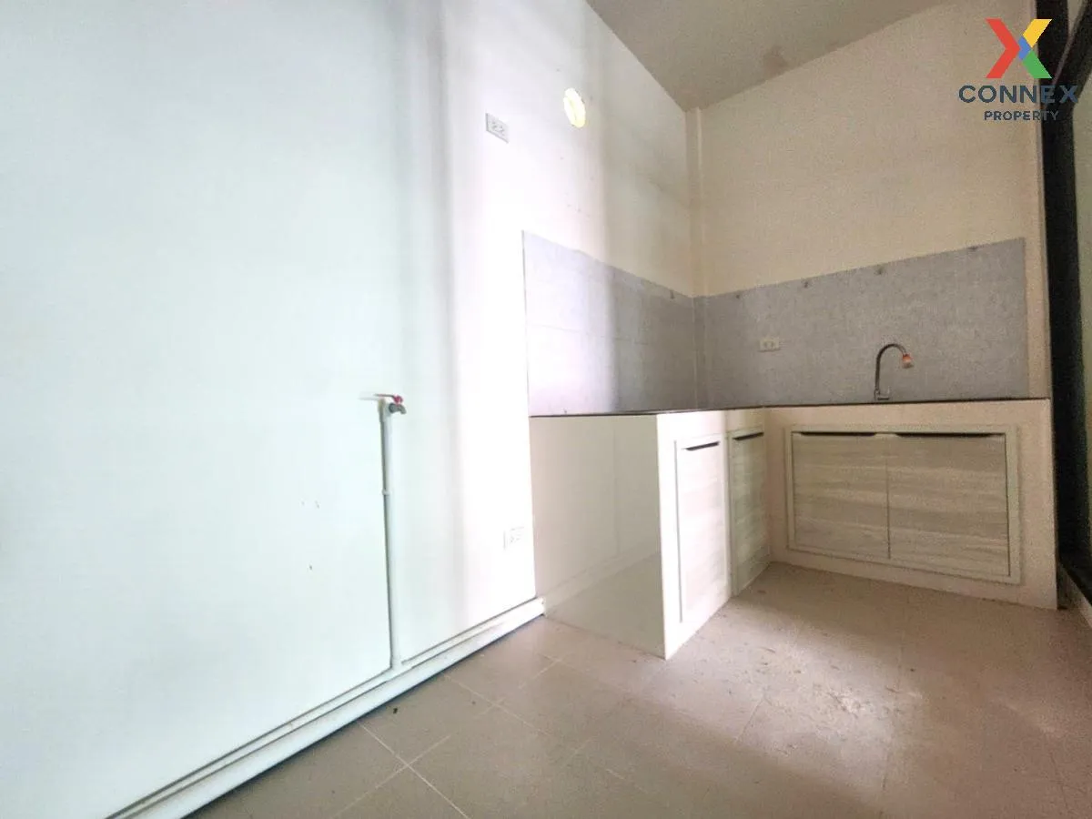 ขายทาวน์เฮ้าส์/ทาวน์โฮม  บ้านแสนรัก 6 ศุขประยูร-ซอยเทศบาล 8 หนองก