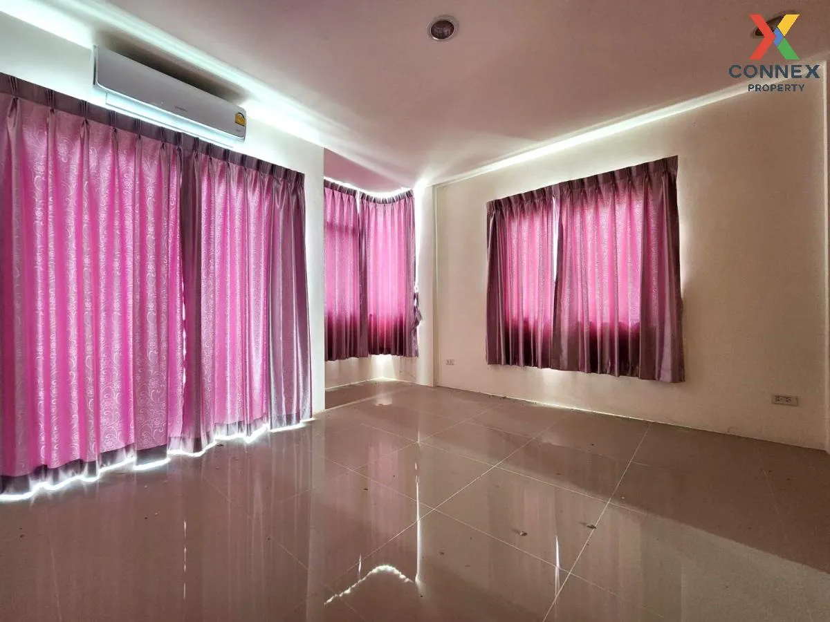 ขายทาวน์เฮ้าส์/ทาวน์โฮม  บ้านแสนรัก 6 ศุขประยูร-ซอยเทศบาล 8 หนองก