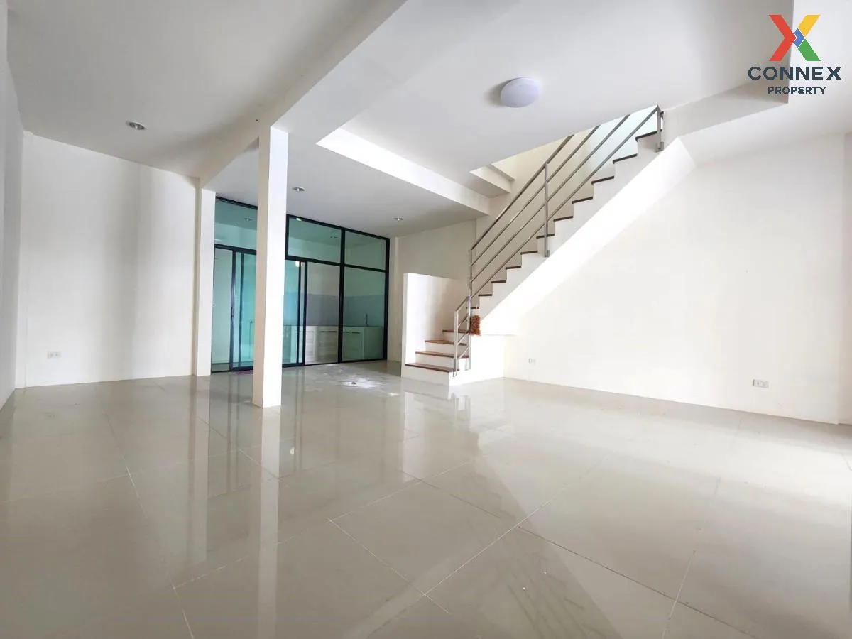 ขายทาวน์เฮ้าส์/ทาวน์โฮม  บ้านแสนรัก 6 ศุขประยูร-ซอยเทศบาล 8 หนองก