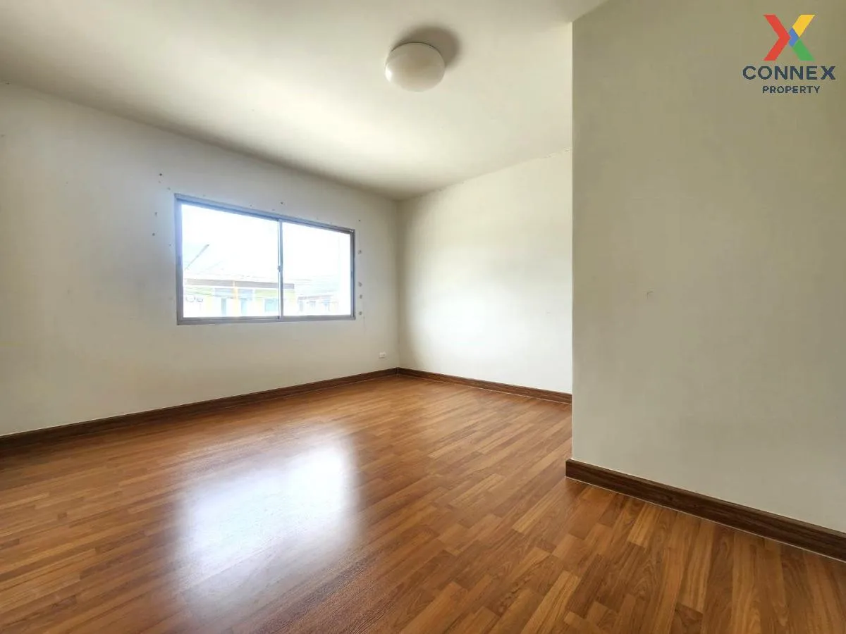 ขายทาวน์เฮ้าส์/ทาวน์โฮม  แฟมิลี่ซิตี้ พานทอง หนองกะขะ พานทอง ชลบุ