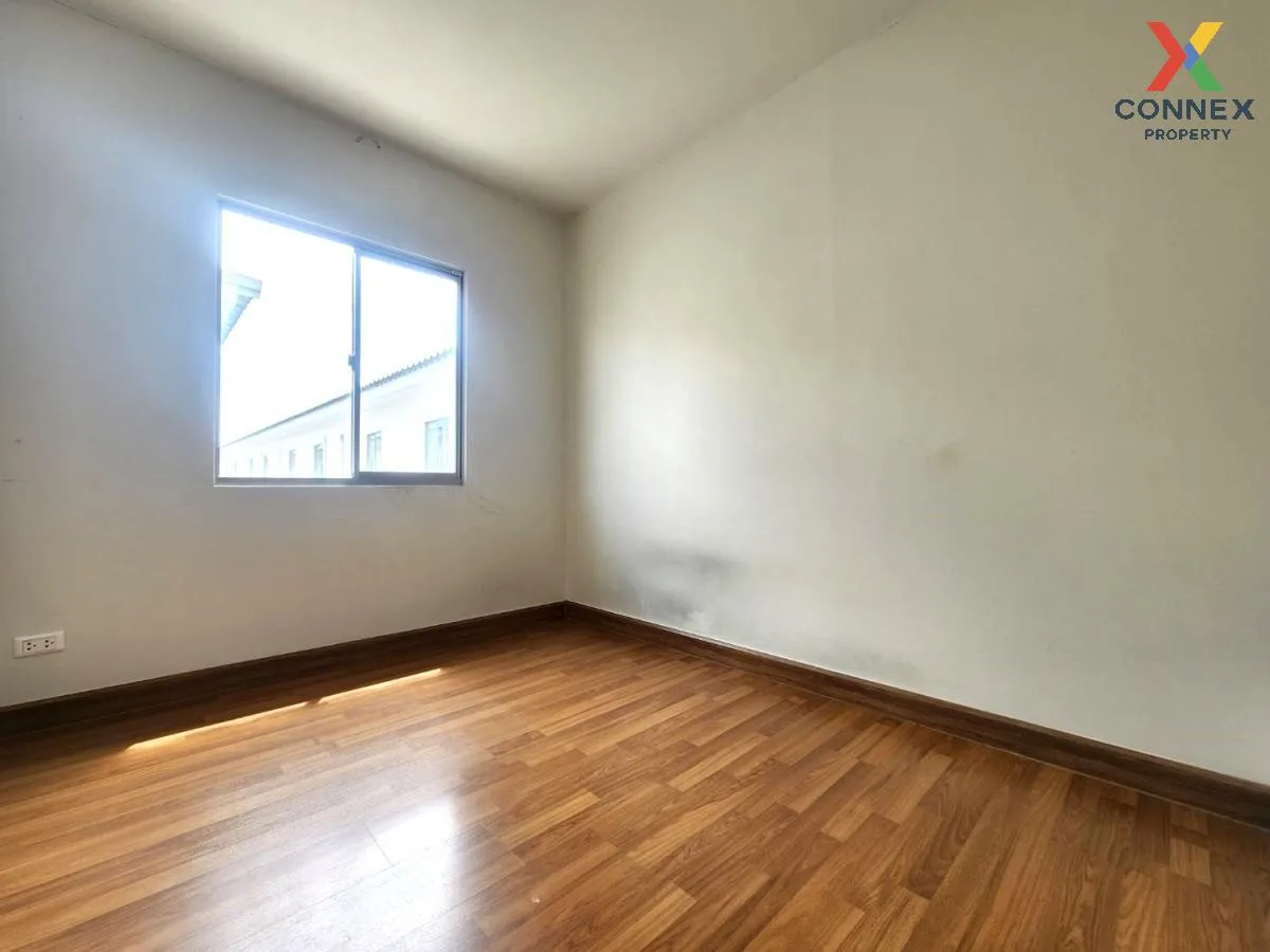 ขายทาวน์เฮ้าส์/ทาวน์โฮม  แฟมิลี่ซิตี้ พานทอง หนองกะขะ พานทอง ชลบุ