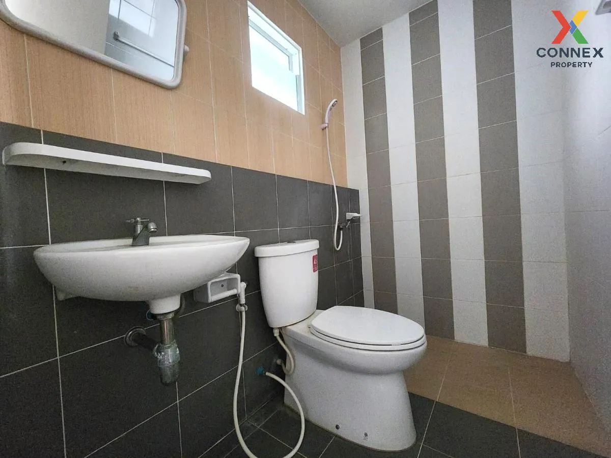 ขายทาวน์เฮ้าส์/ทาวน์โฮม  แฟมิลี่ซิตี้ พานทอง หนองกะขะ พานทอง ชลบุ