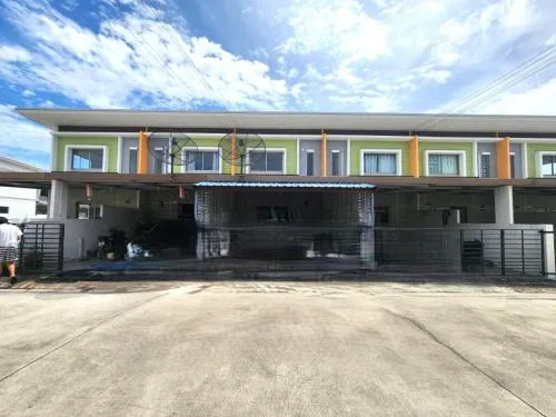 ขายทาวน์เฮ้าส์/ทาวน์โฮม  แฟมิลี่ซิตี้ พานทอง หนองกะขะ พานทอง ชลบุรี CX-104365 ขายทาวน์เฮ้าส์/ทาวน์โฮม  แฟมิลี่ซิตี้ พานทอง หนองกะขะ พานทอง ชลบุรี CX-104365