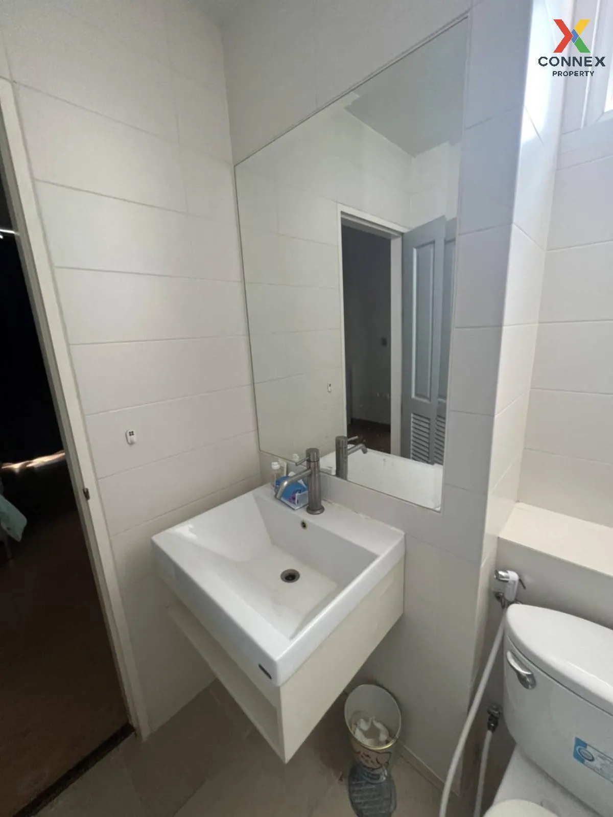 เช่าคอนโด  เดอะ คอมพลีท นราธิวาส BTS-ช่องนนทรี ช่องนนทรี เขต ยานน