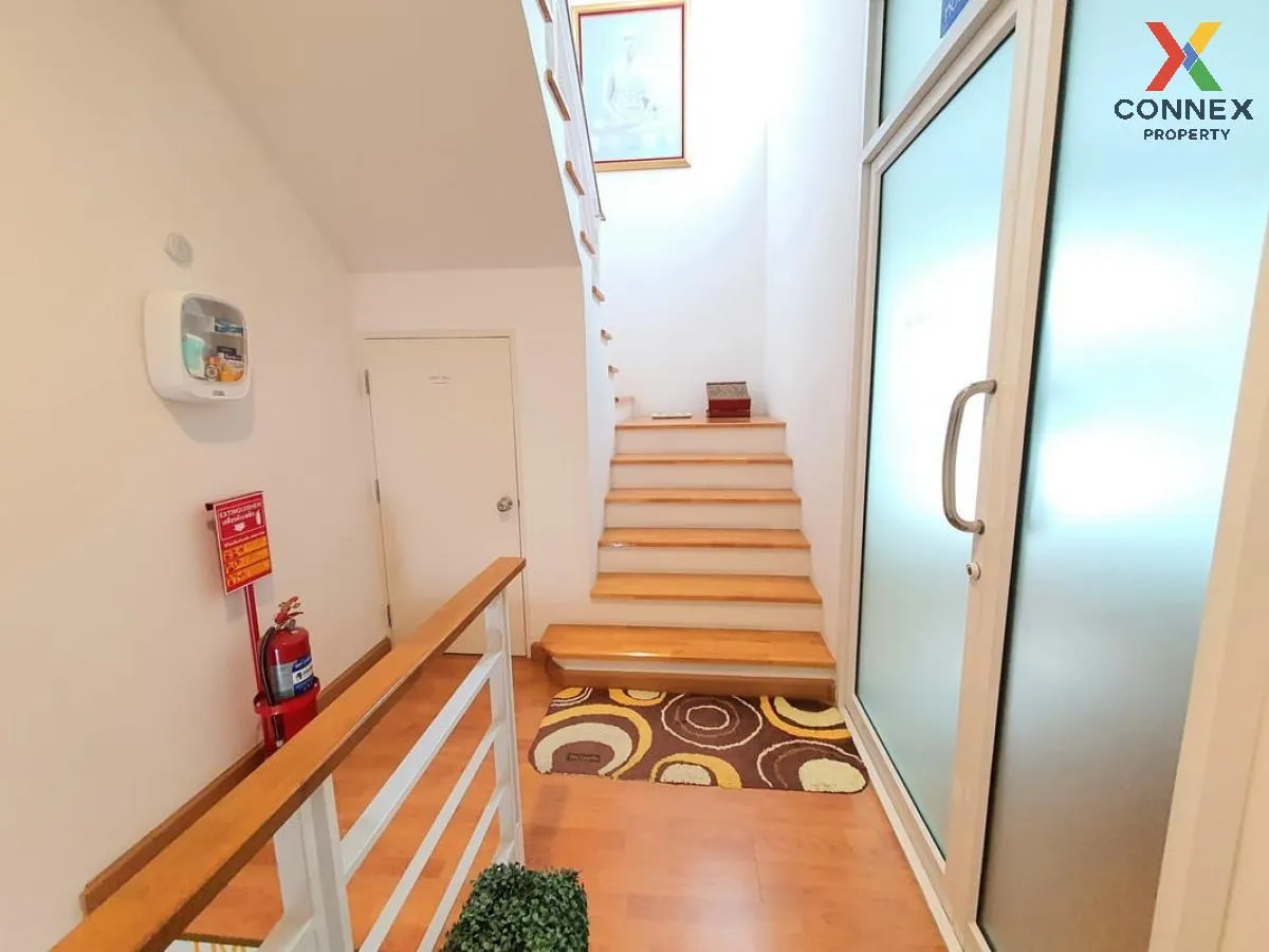 For Rent Townhouse/Townhome  , Baan Klang Muang S - Sense Srinakh