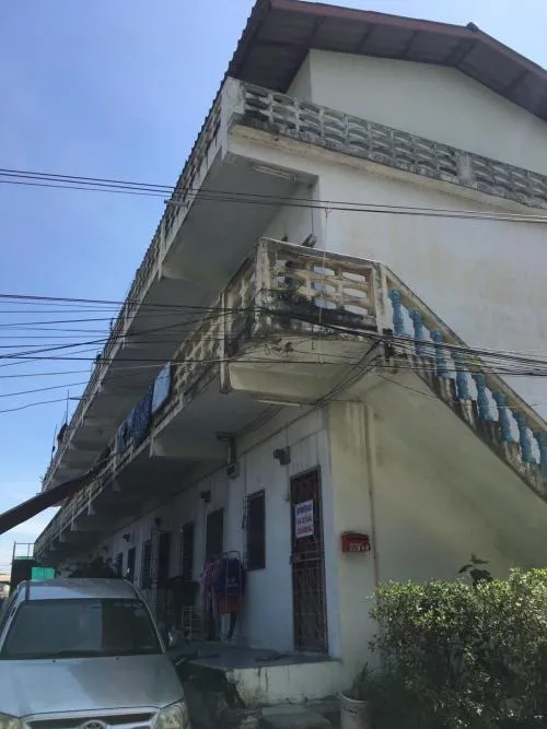 For Rent 3-storey apartment, Soi Pioneer, Bang Chalong Subdistrict, Bang Phli District, Samut Prakan Province. Near Suvarnabhumi Airport , Chong Nonsi , Bang Phli , Samut Prakarn , CX-104494