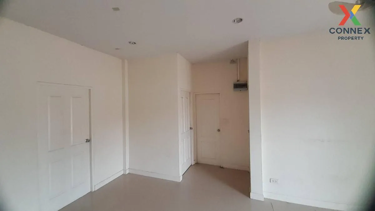 For Sale House , Sri Thani Village Tha Tum , Mu Mon , Mueang Udon For Sale House , Sri Thani Village Tha Tum , Mu Mon , Mueang Udon