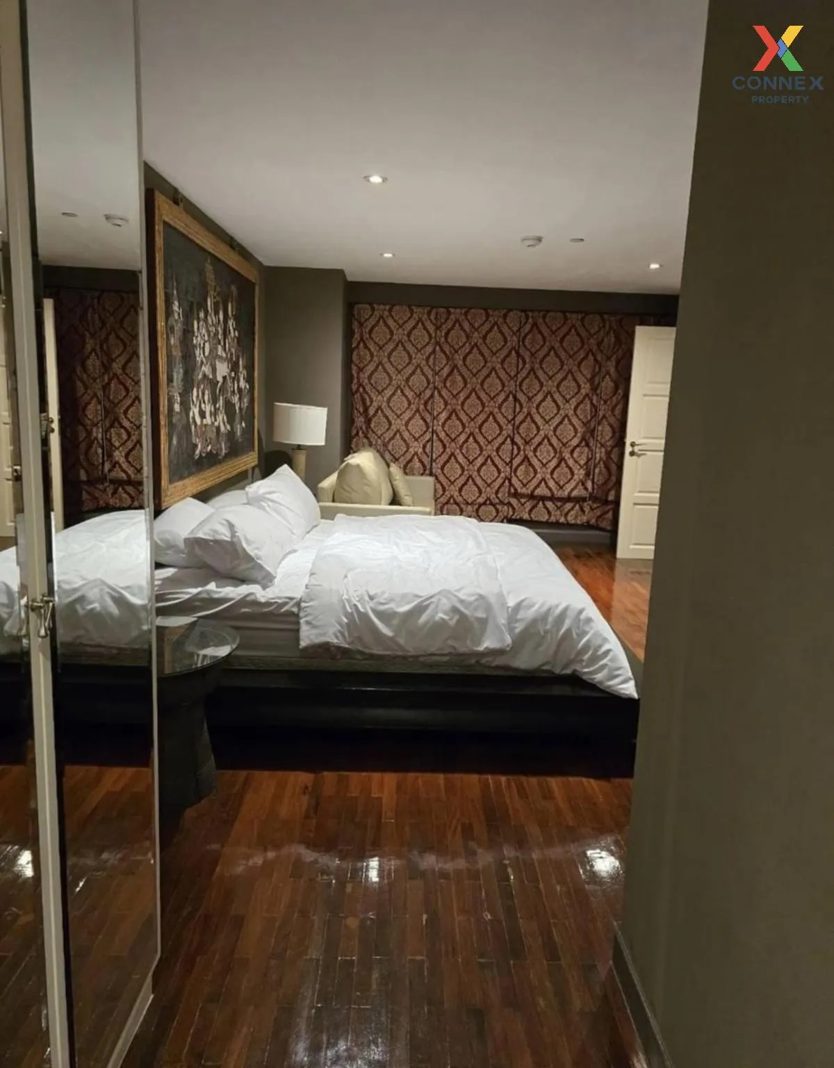 For Sale Condo , State Tower , BTS-Saphan Taksin , Silom , Bang R For Sale Condo , State Tower , BTS-Saphan Taksin , Silom , Bang R