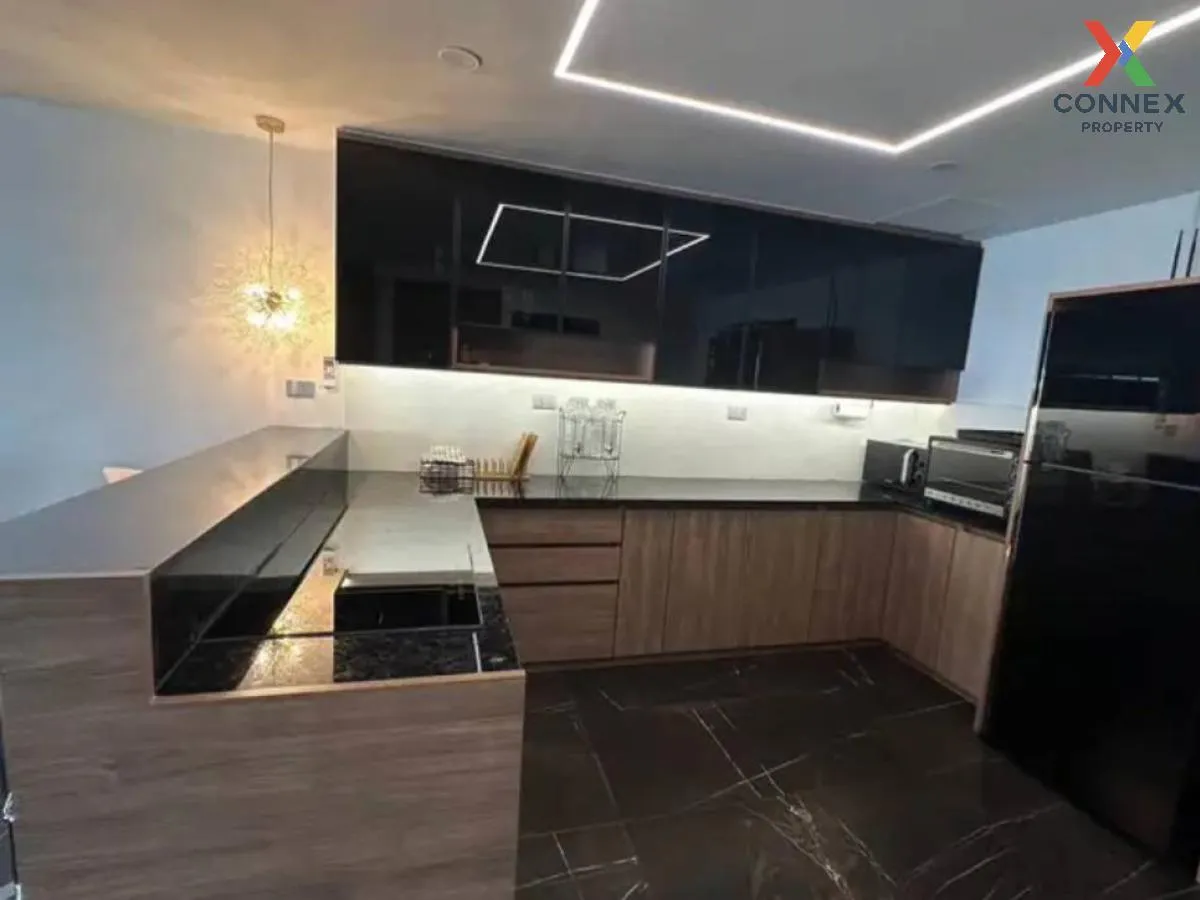 ขายคอนโด  สเตท ทาวเวอร์ BTS-สะพานตากสิน สีลม เขต บางรัก กรุงเทพ C ขายคอนโด  สเตท ทาวเวอร์ BTS-สะพานตากสิน สีลม เขต บางรัก กรุงเทพ C