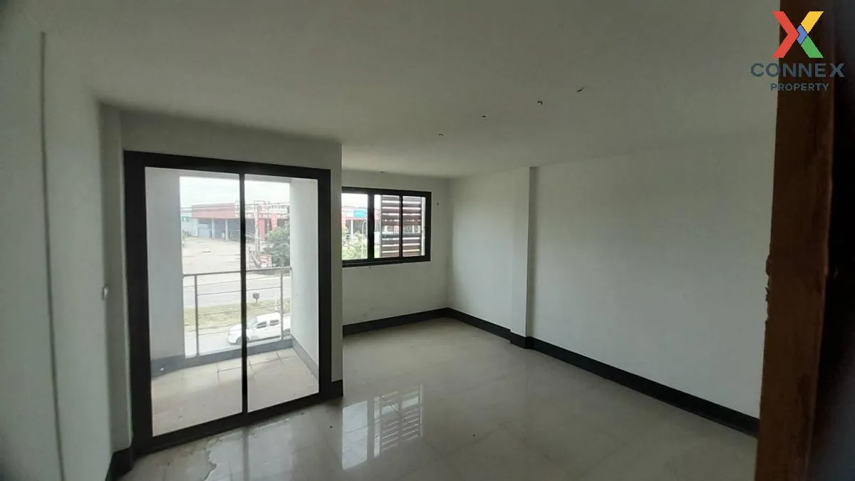 ขายอาคารพาณิชย์ 3 ชั้น บ้านม่วง ซอย 2 อุดรธานี หมากแข้ง เมืองอุดร