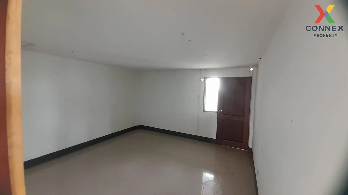 ขายอาคารพาณิชย์ 3 ชั้น บ้านม่วง ซอย 2 อุดรธานี หมากแข้ง เมืองอุดร