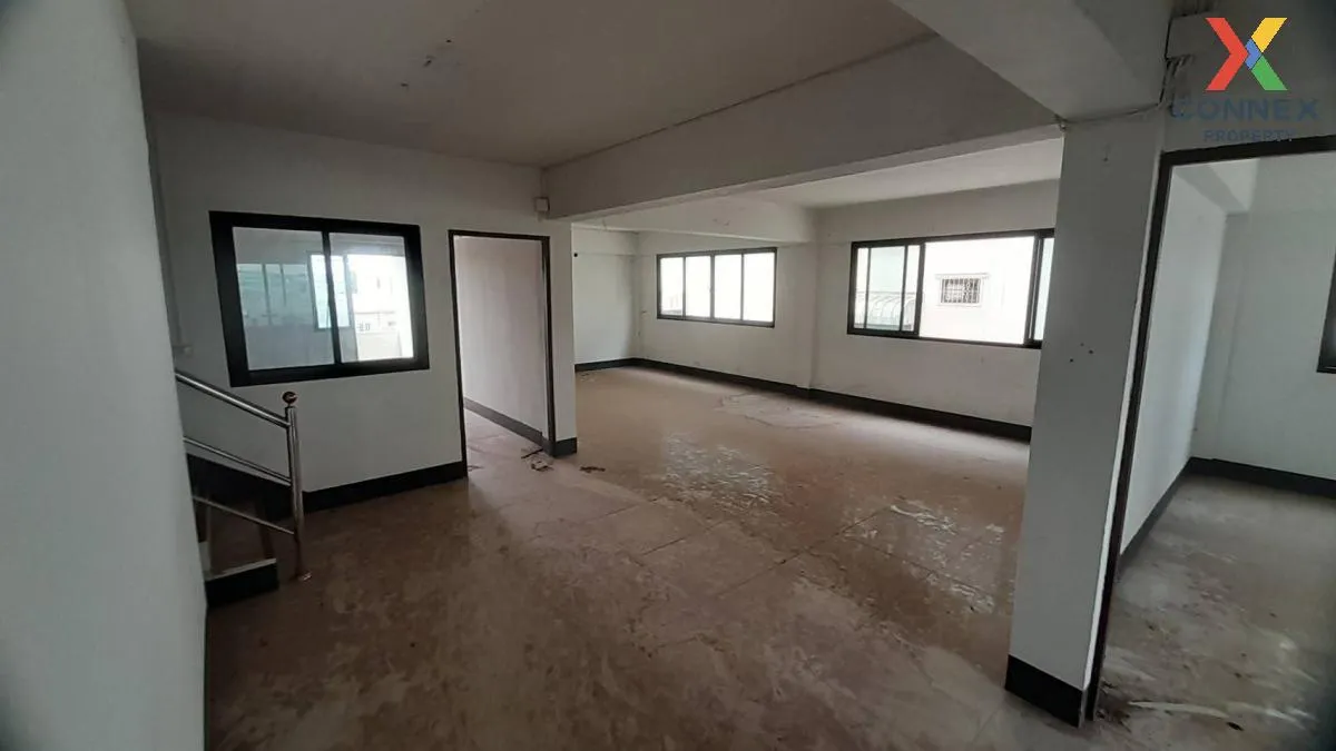 ขายอาคารพาณิชย์ 3 ชั้น บ้านม่วง ซอย 2 อุดรธานี หมากแข้ง เมืองอุดร