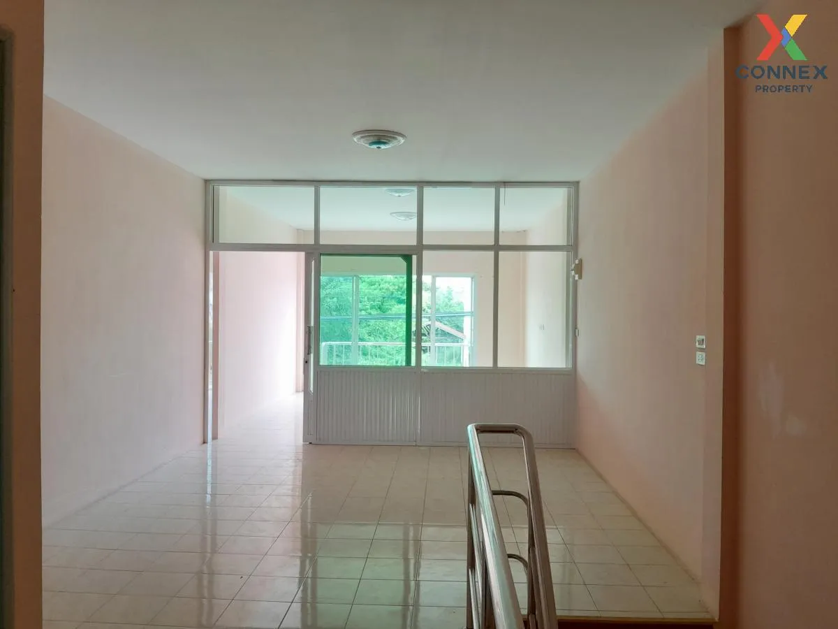 For Sale 2-storey commercial building Phutthaisong soi 2 , Phutth