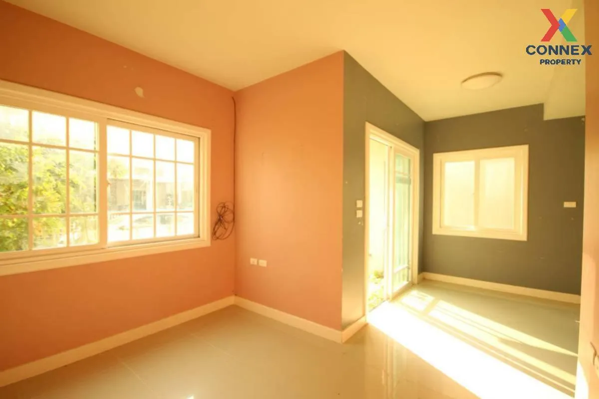 For Sale House , The Village Kanjanapisek – Ratchapruek , Sai Noi 3