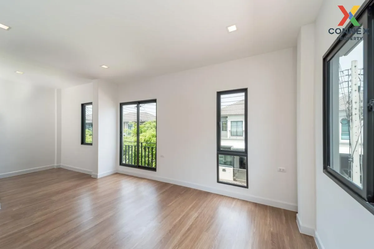 ขายบ้าน  เวนิว ติวานนท์ - รังสิต บางกะดี เมืองปทุมธานี ปทุมธานี C ขายบ้าน  เวนิว ติวานนท์ - รังสิต บางกะดี เมืองปทุมธานี ปทุมธานี C