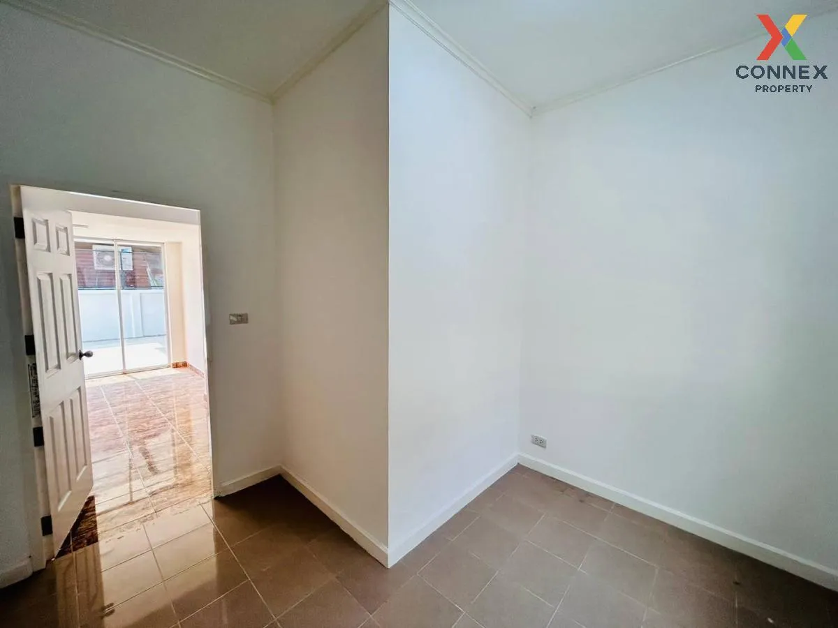 ขายบ้าน  หมู่บ้านซื่อตรง รังสิตคลอง 3 บึงยี่โถ ธัญบุรี ปทุมธานี C