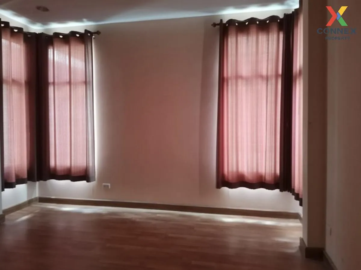 ขายบ้าน  ดิ เออบาโน บ้านอยู่สบาย โครงการ 11 หน้ากว้าง หนองบัวศาลา