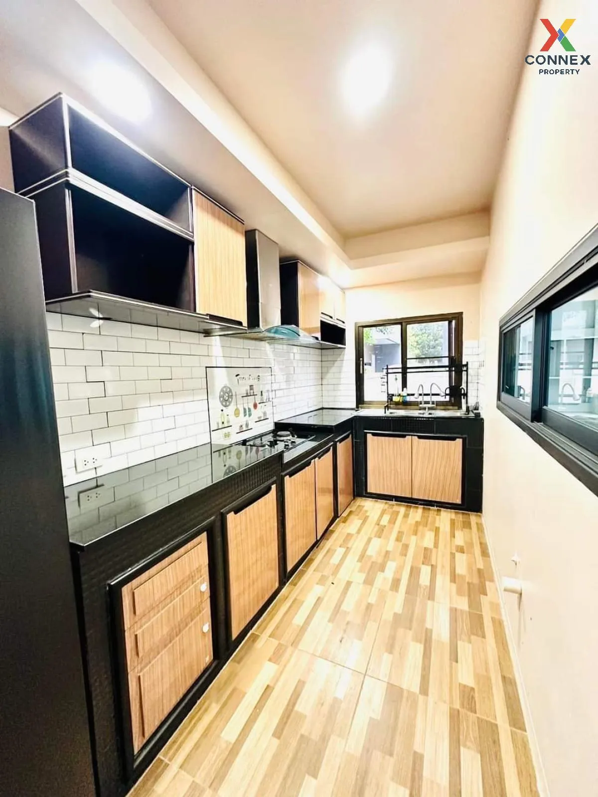 ขายบ้าน  วารีโอ สุวรรณภูมิ ศีรษะจรเข้น้อย บางเสาธง สมุทรปราการ CX