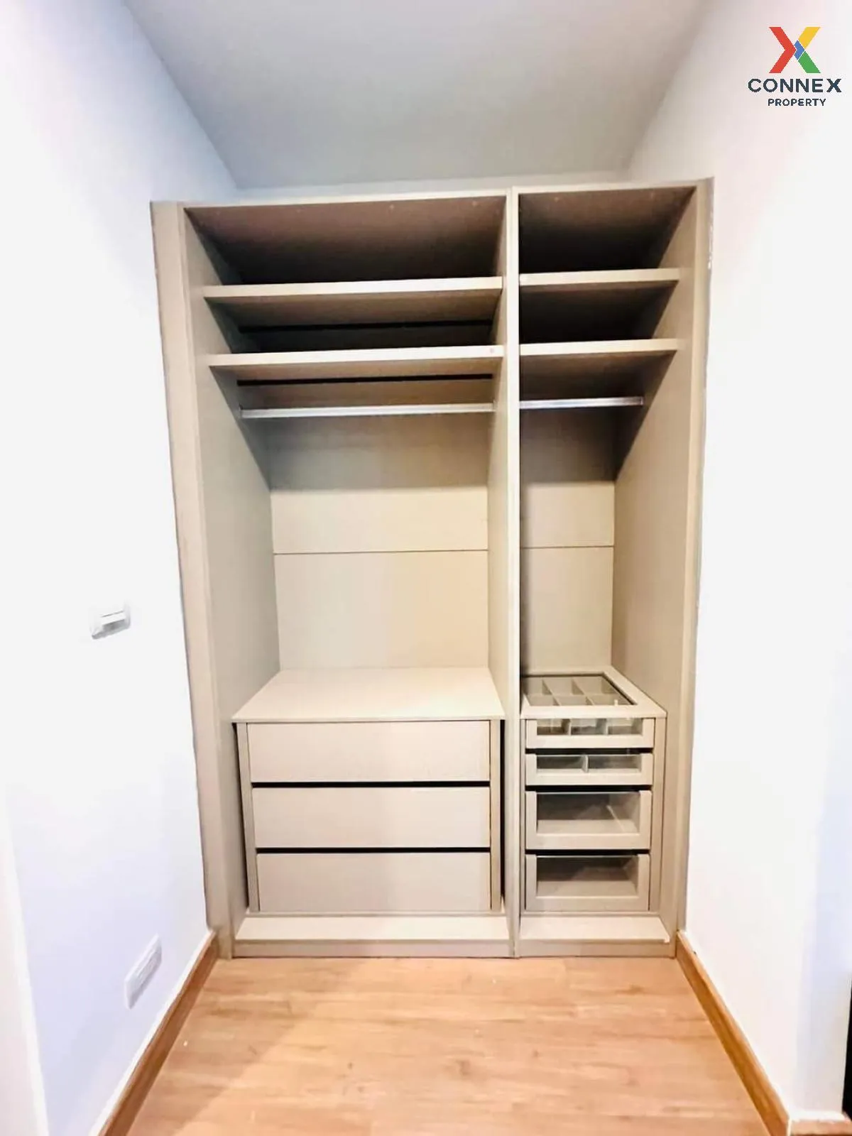 ขายบ้าน  วารีโอ สุวรรณภูมิ ศีรษะจรเข้น้อย บางเสาธง สมุทรปราการ CX