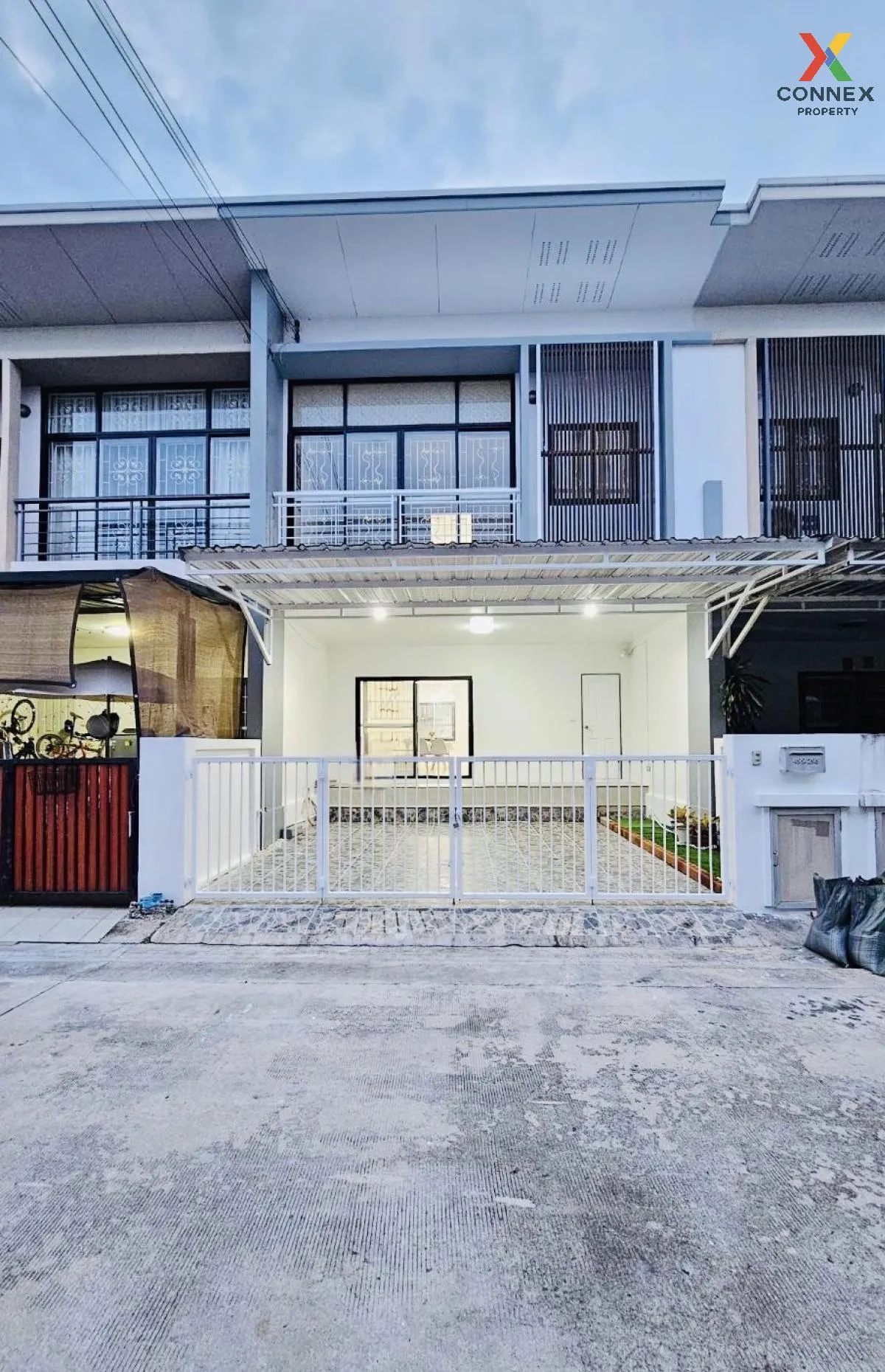 For Sale Townhouse/Townhome  , Amity Bangna-Theparak , Bang Phria 2