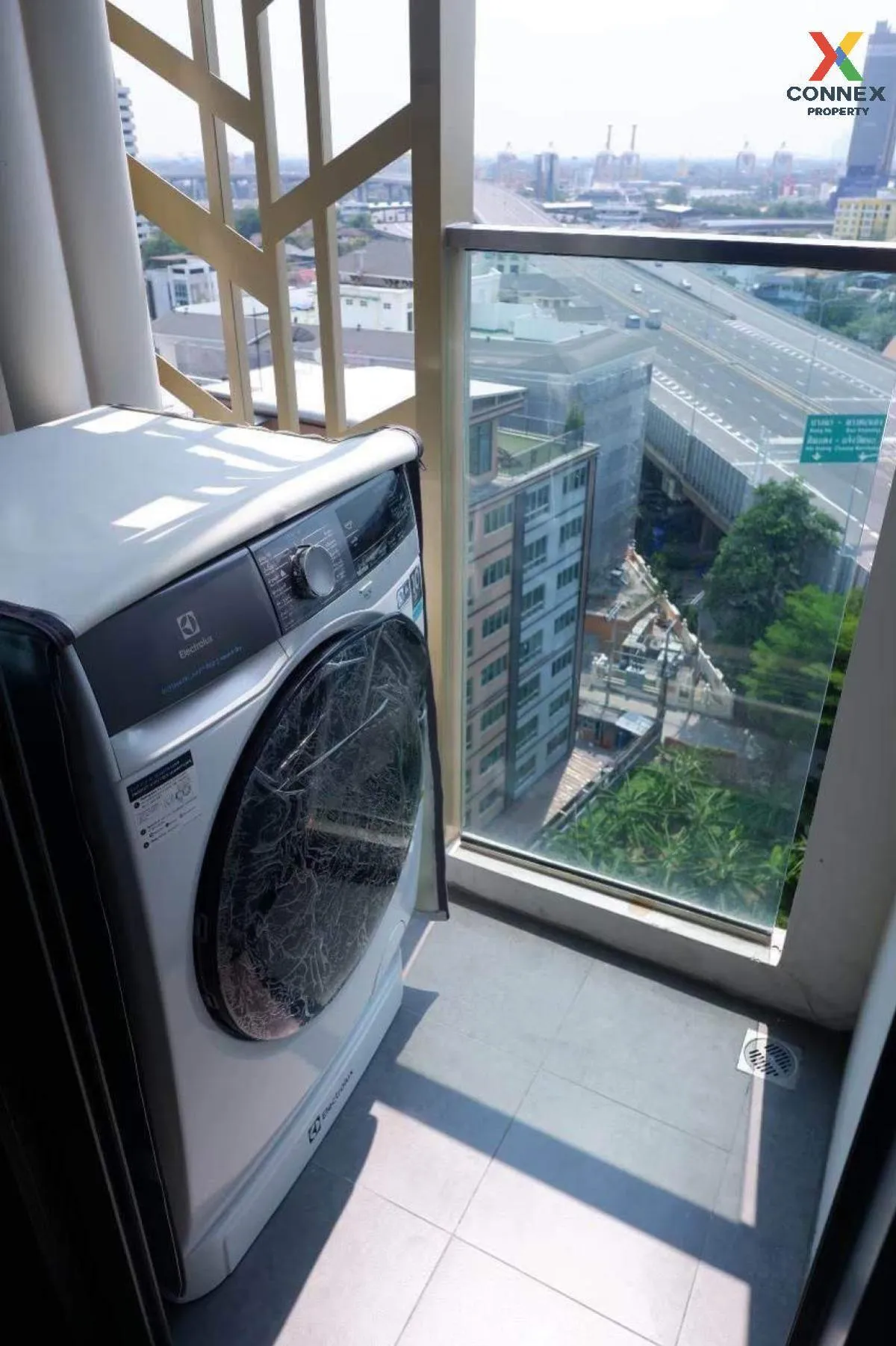 เช่าคอนโด  เมย์แฟร์ เพลส สุขุมวิท 50 BTS-อ่อนนุช พระโขนง เขต คลอง