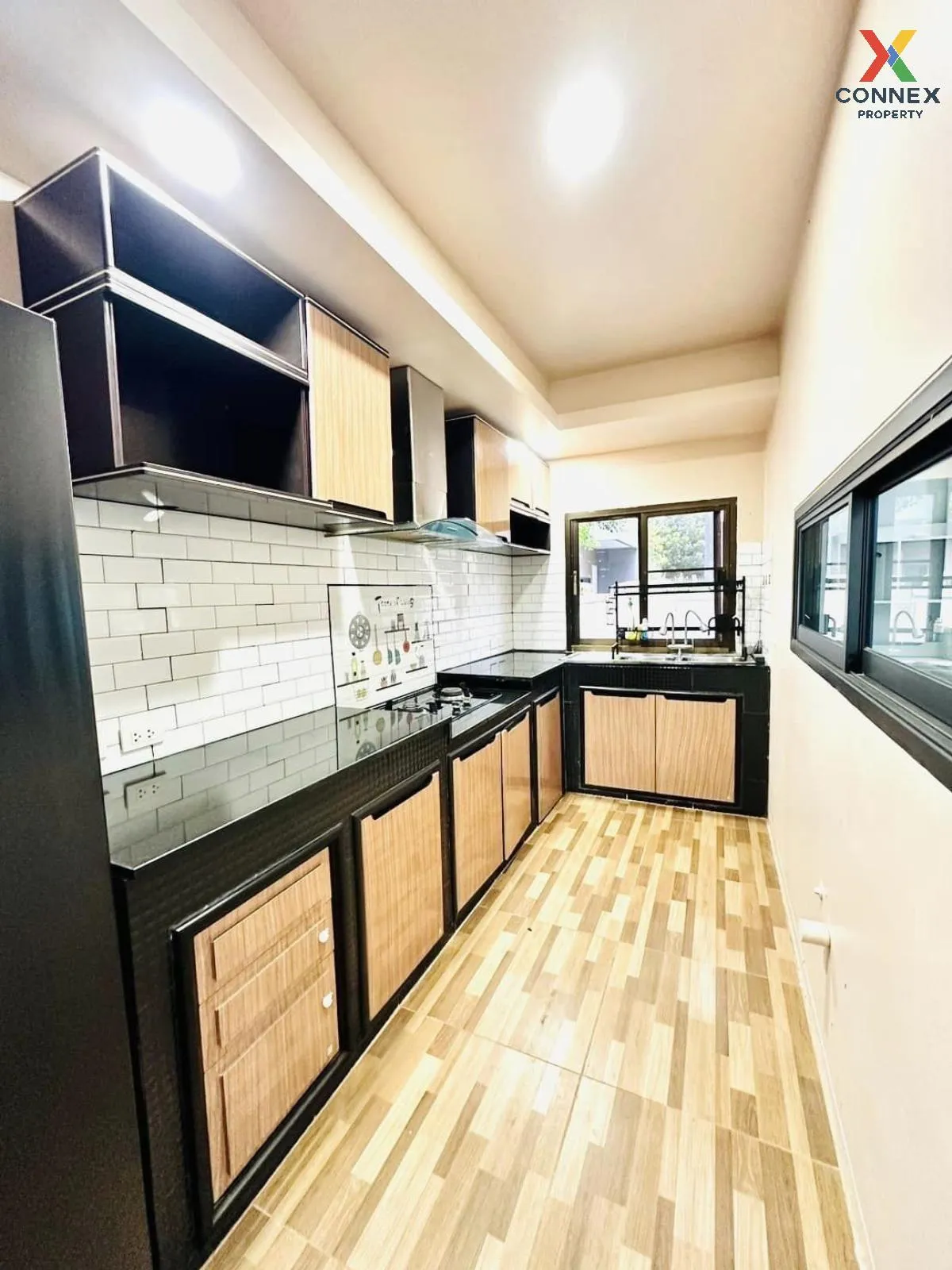 ขายบ้าน  วารีโอ สุวรรณภูมิ ศีรษะจรเข้น้อย บางเสาธง สมุทรปราการ CX