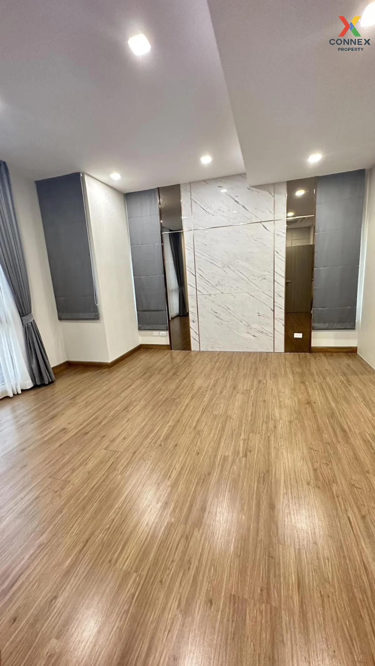 ขายทาวน์เฮ้าส์/ทาวน์โฮม  พาทิโอ พัฒนาการ 32 MRT-กลันตัน (สายสีเหล