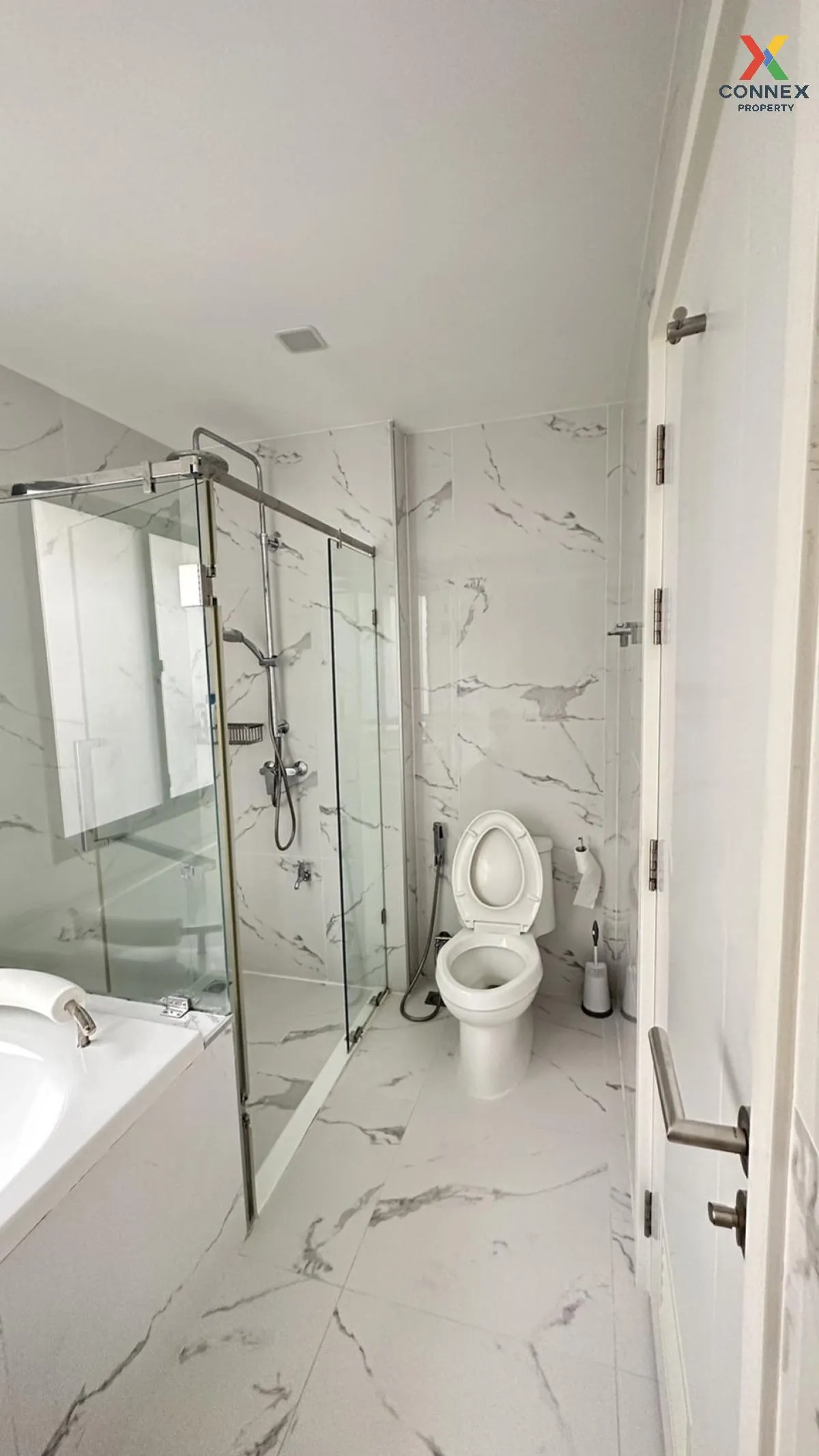 ขายทาวน์เฮ้าส์/ทาวน์โฮม  พาทิโอ พัฒนาการ 32 MRT-กลันตัน (สายสีเหล