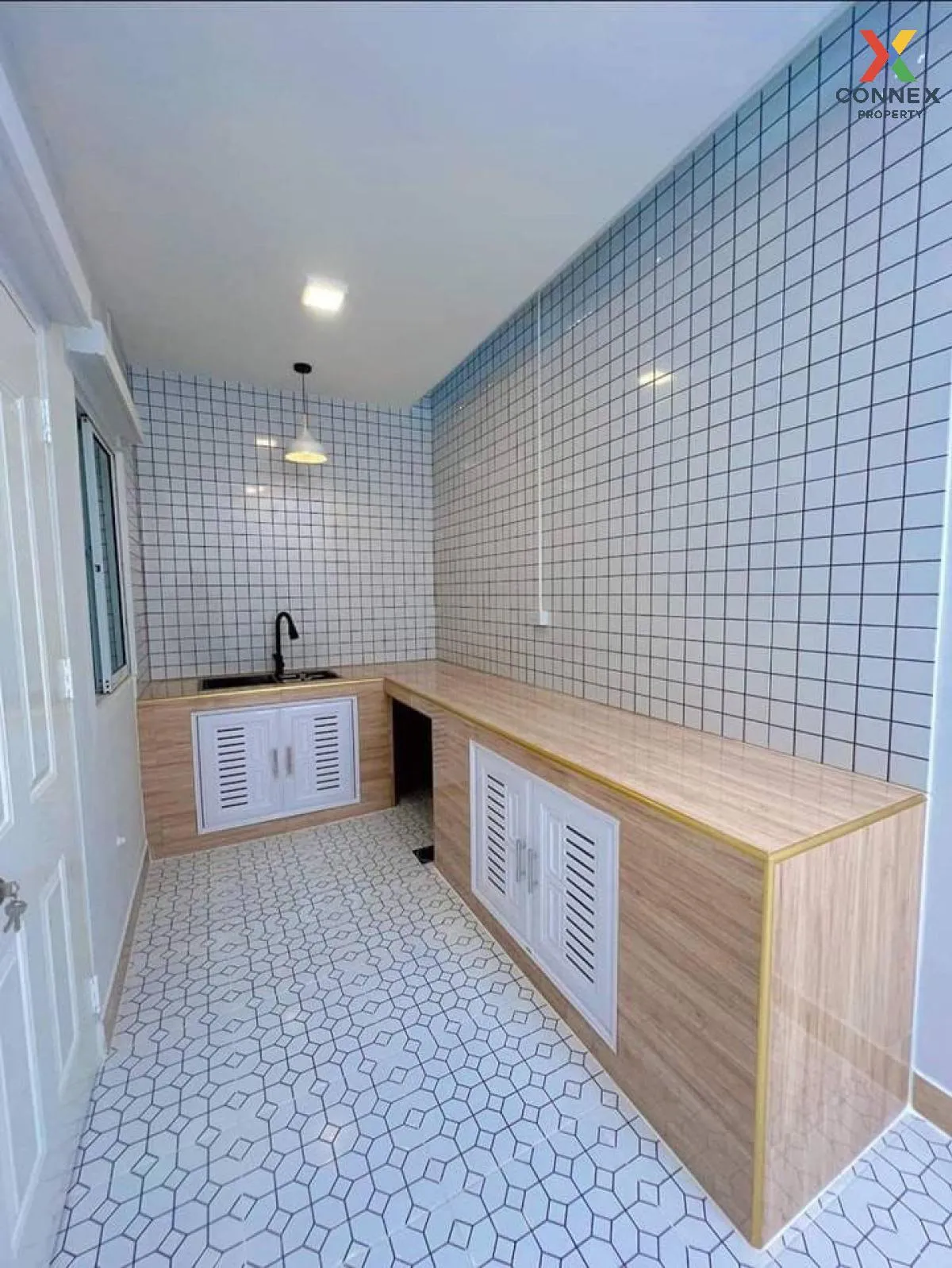 For Sale Townhouse/Townhome  , Baan Lio NOV Wongwaen-Pinkla , MRT