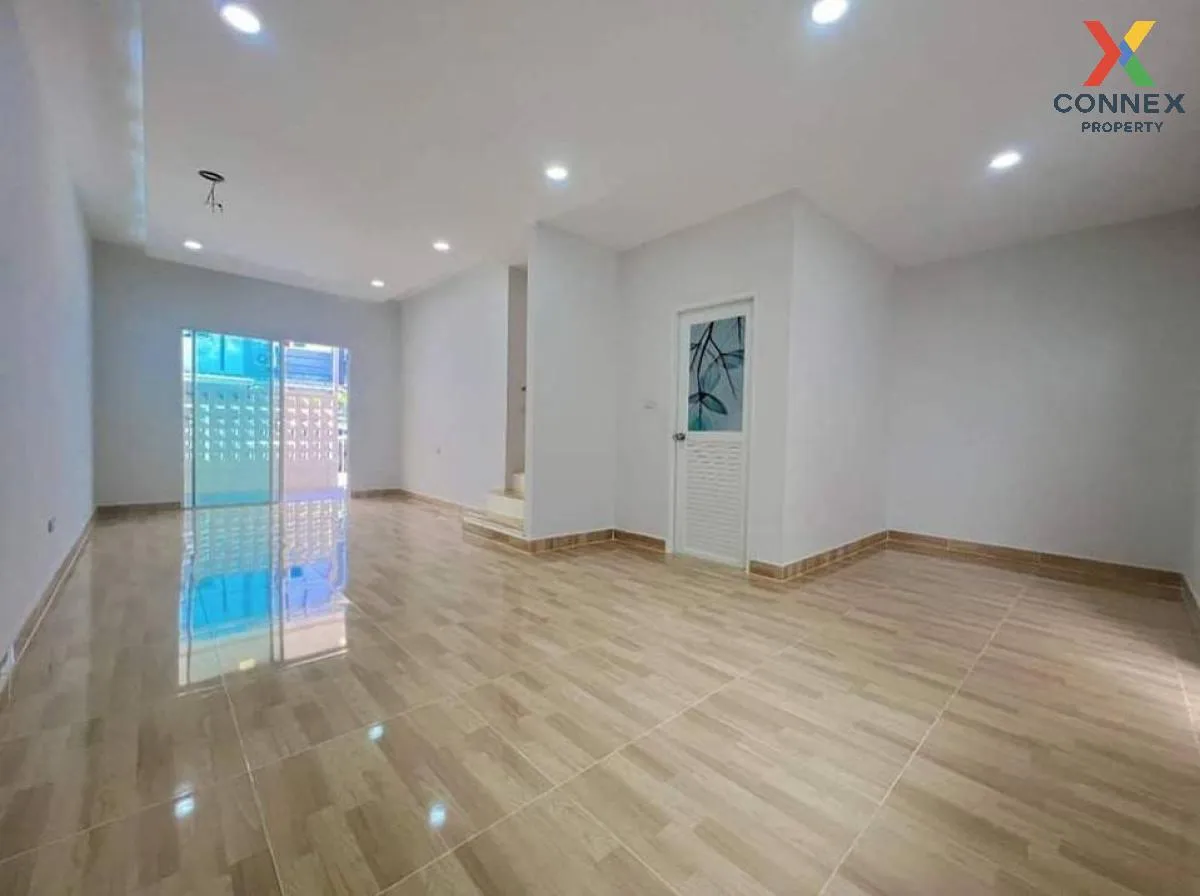 For Sale Townhouse/Townhome  , Baan Lio NOV Wongwaen-Pinkla , MRT