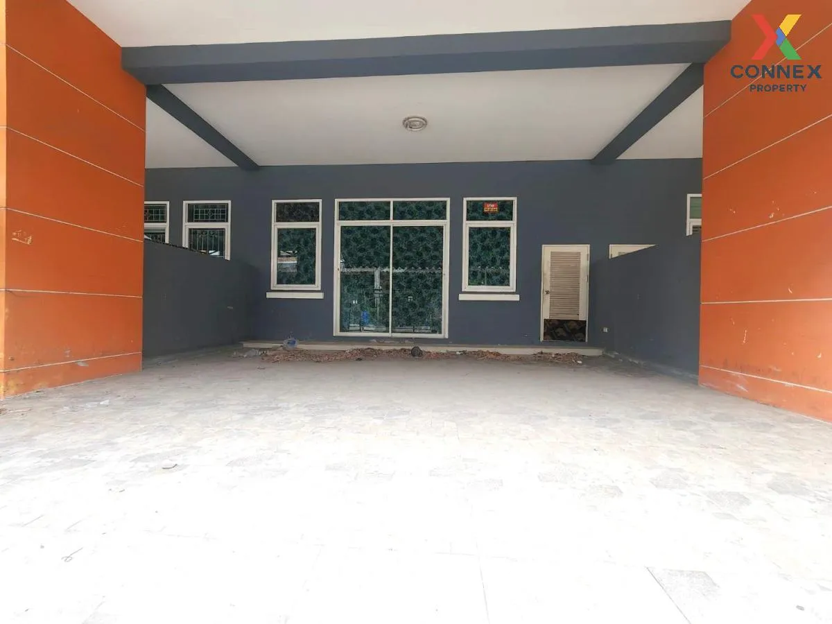 ขายทาวน์เฮ้าส์/ทาวน์โฮม  ทรัพย์รุ่งเรือง ซิตี้ 2 บ้านเก่า พานทอง  4