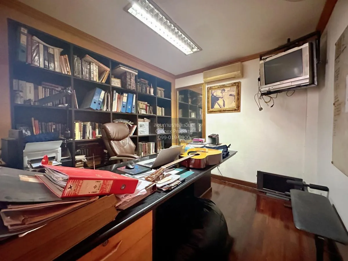 For Sale built house Soi Ramintra 65 , Tha Raeng , Bang Khen , Ba