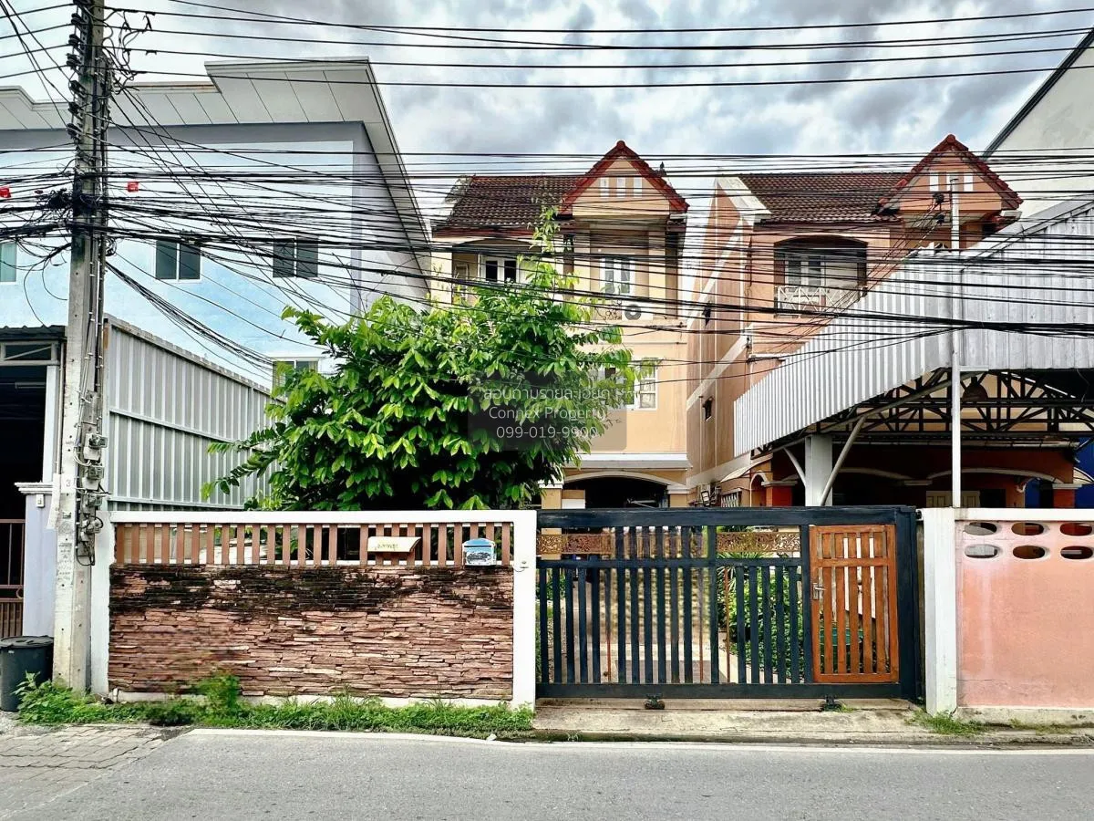 For Sale built house Soi Ramintra 65 , Tha Raeng , Bang Khen , Ba 1
