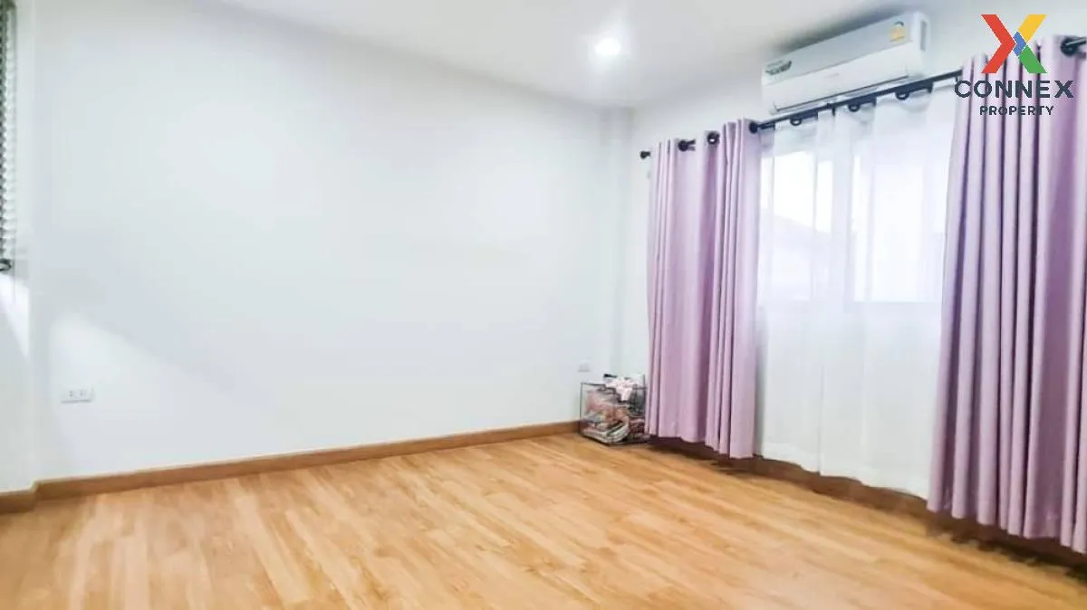 For Sale House , The Embrace Chatuchot - Ramintra , corner unit ,