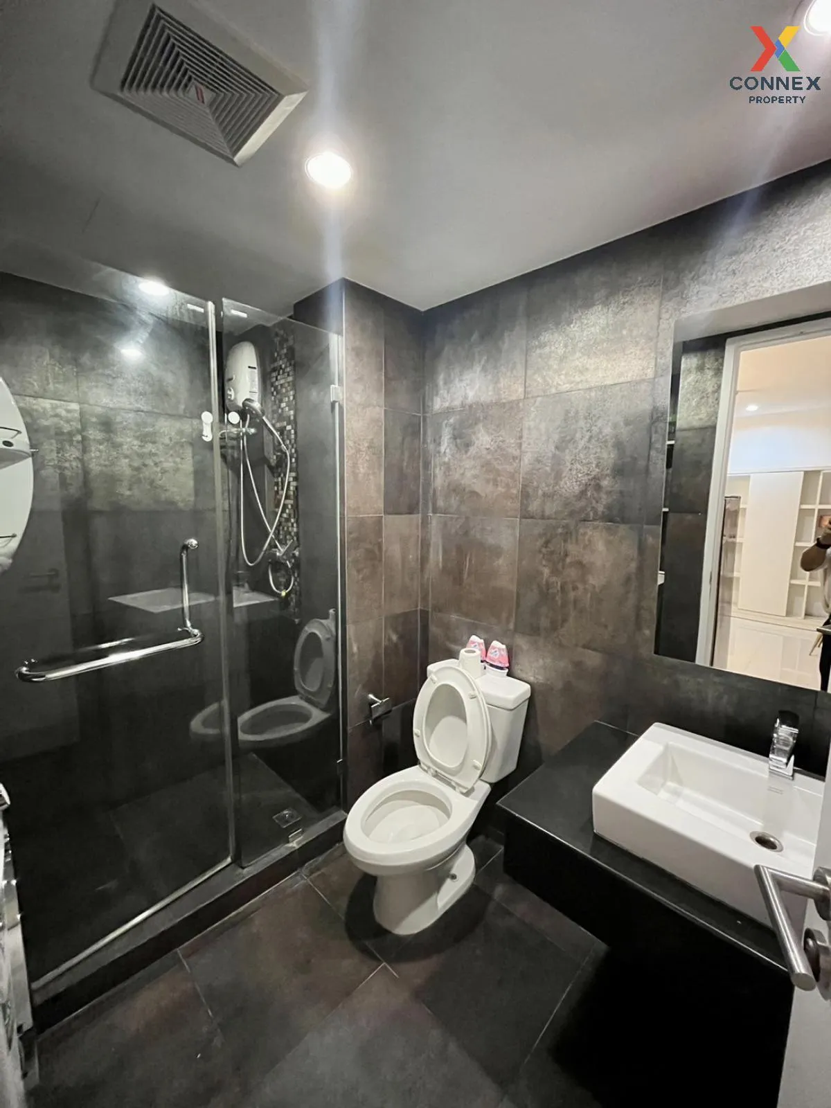 เช่าคอนโด  โว๊ค สุขุมวิท 16 MRT-ศูนย์การประชุมแห่งชาติสิริกิติ์ ค