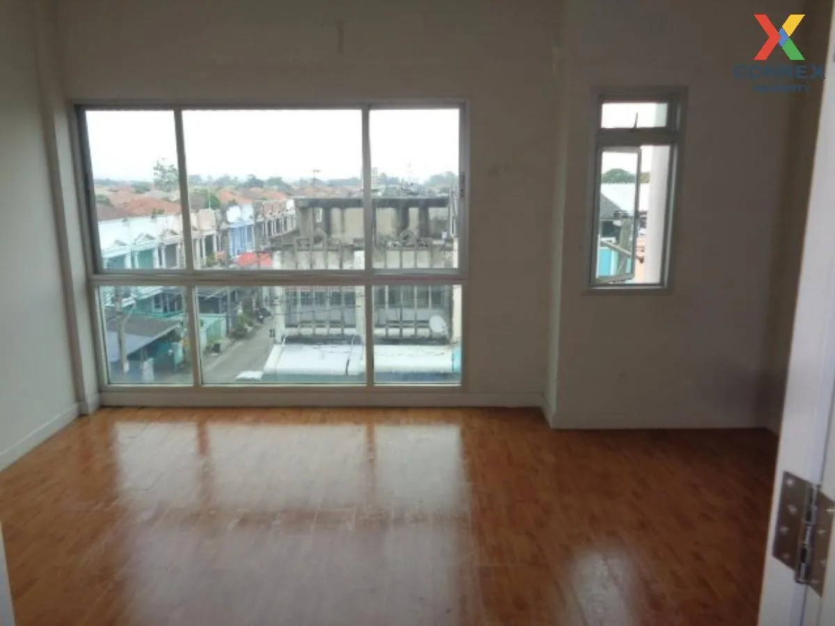 ขายอาคารพาณิชย์  เวิร์คเพลส เพชรเกษม 81-2 หนองแขม เขต หนองแขม กรุ 3