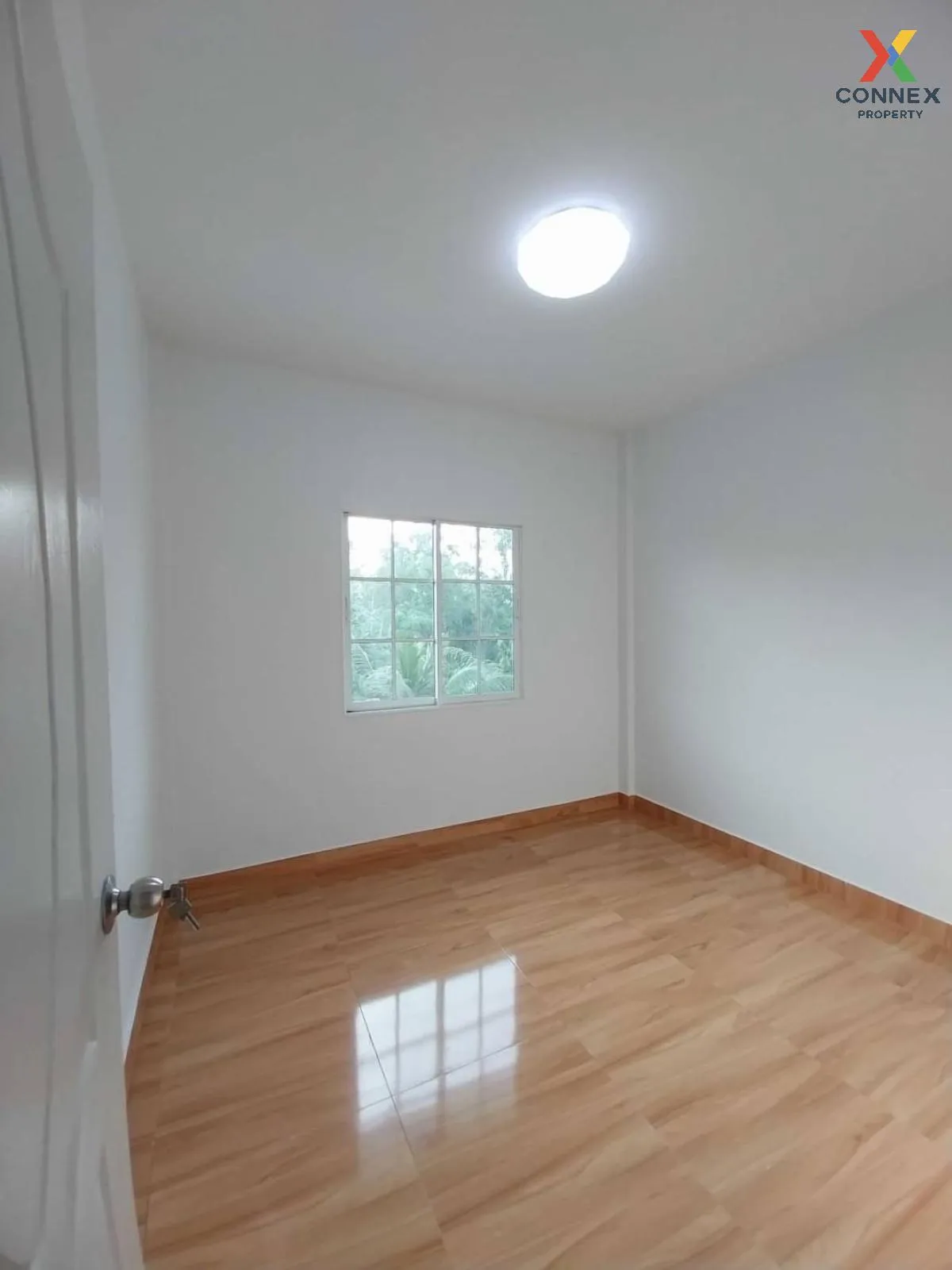 For Sale Townhouses Kittichai11 , newly renovated , Nong Chok , N