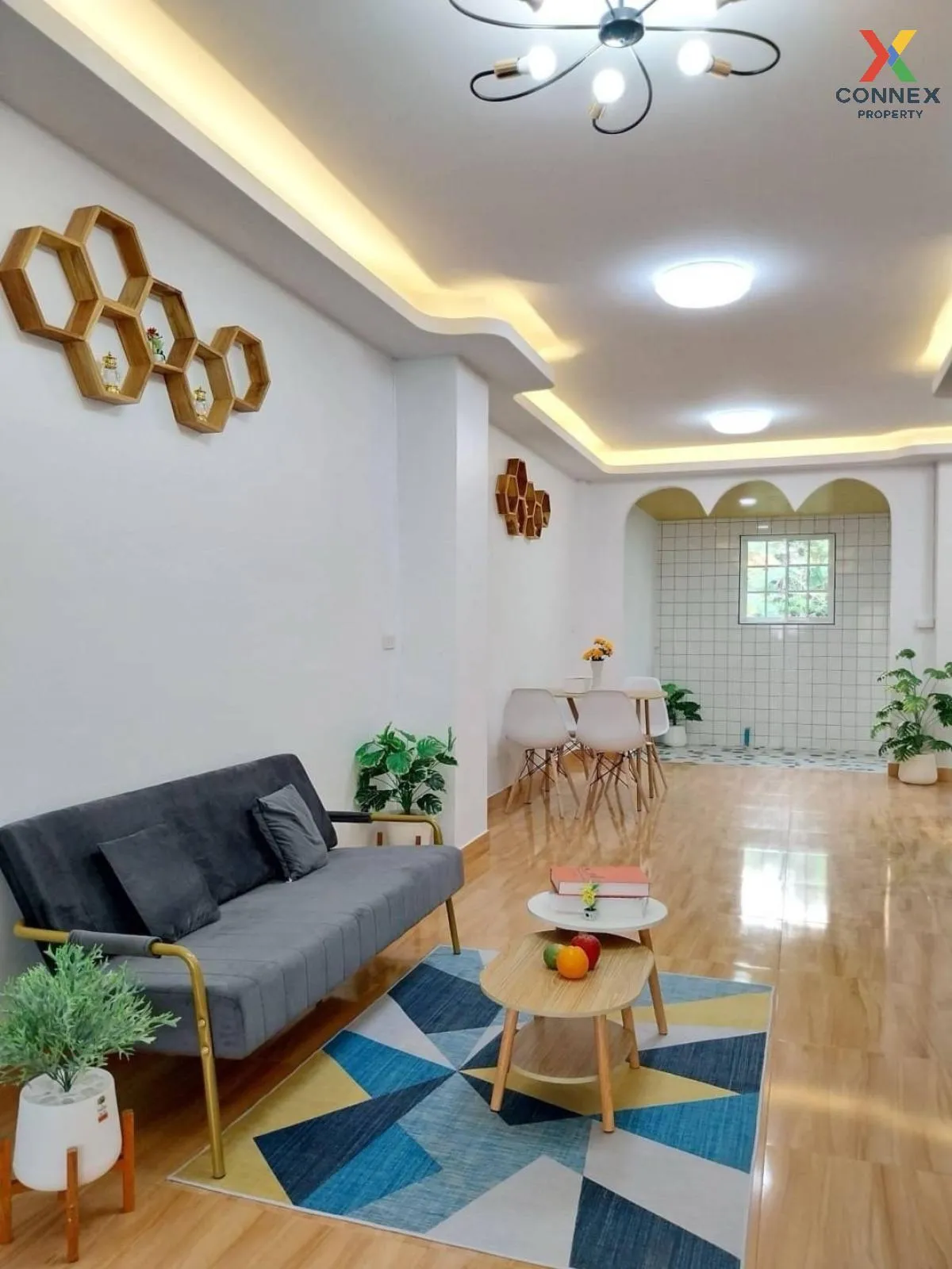 For Sale Townhouses Kittichai11 , newly renovated , Nong Chok , N 4